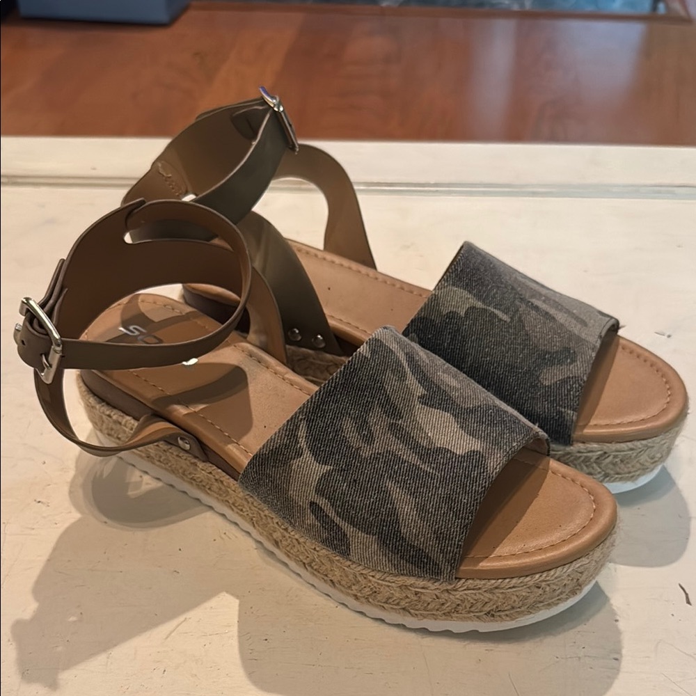 Camouflage Espadrille Sandals